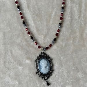 Vintage bead and rhinestone modern cameo necklace ladies